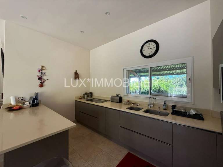 Maison Saint-Rémy-de-Provence - 3 chambres - 106m²