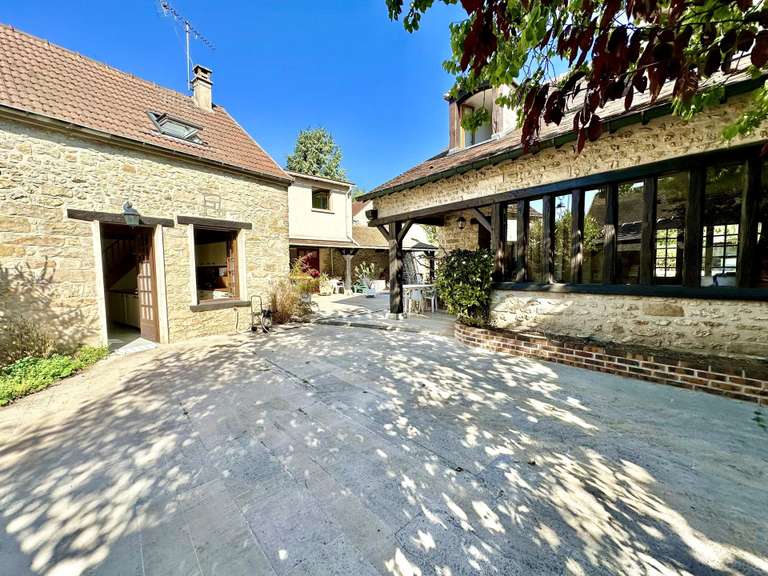 Maison Saint-Germain-sur-École - 1 chambre - 250m²