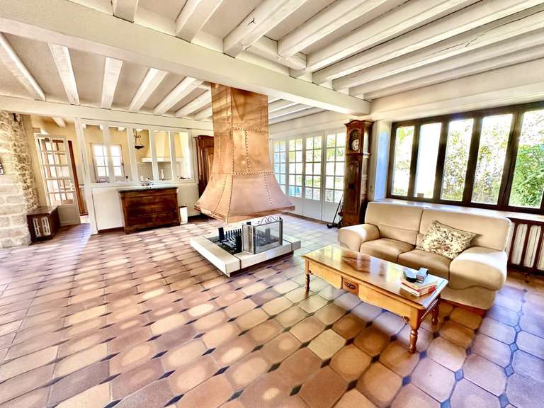 Maison Saint-Germain-sur-École - 1 chambre - 250m²