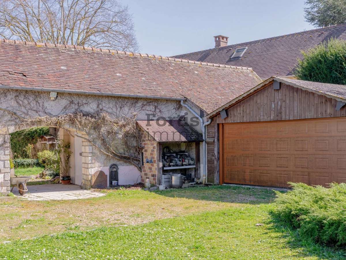 Maison Cherisy