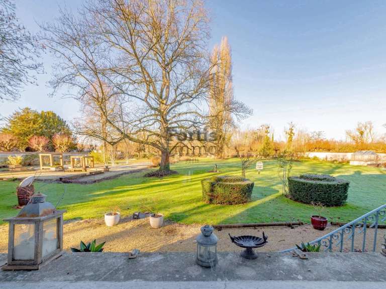 Maison Germigny-l'Évêque - 244m²