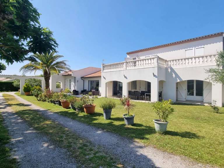 Maison Gujan-Mestras - 208m²