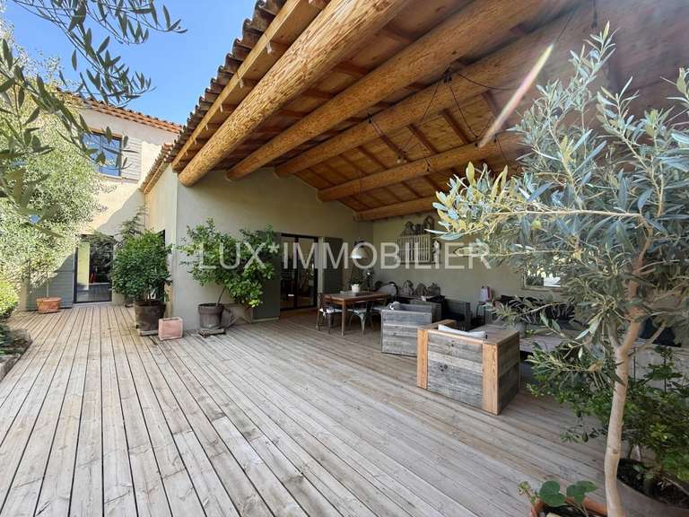 Maison Paradou - 240m²