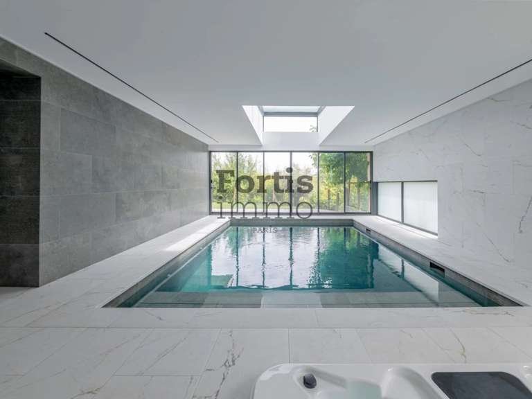 Maison Verrières-le-Buisson - 6 chambres - 339m²