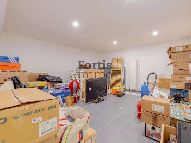 Maison Verrières-le-Buisson - 6 chambres - 339m²