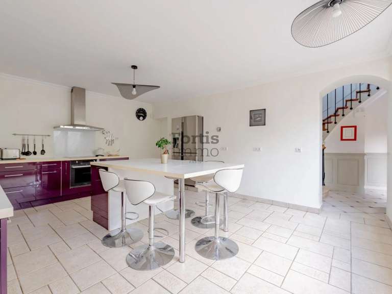 Maison Gouvernes - 414m²