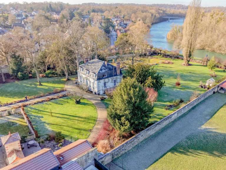 Maison Germigny-l'Évêque - 495m²