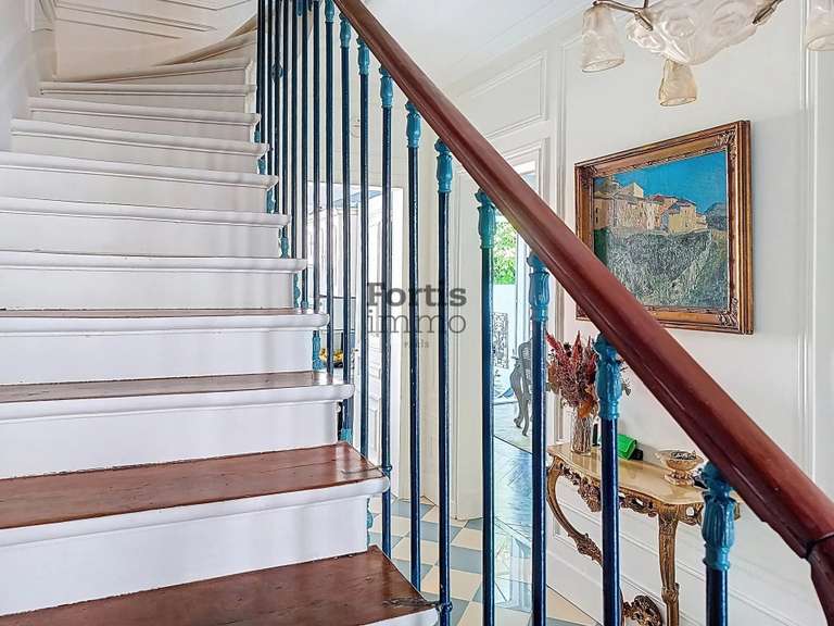 Maison Nogent-sur-Marne - 4 chambres - 144m²