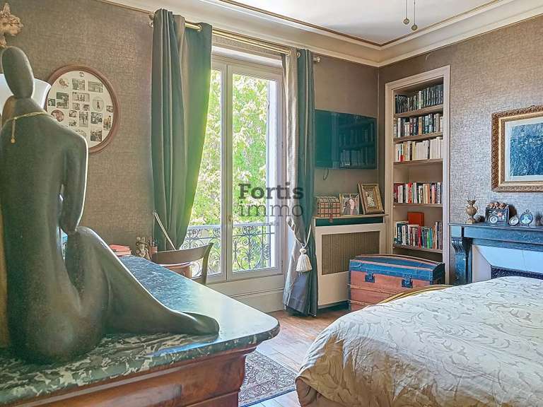 Maison Nogent-sur-Marne - 4 chambres - 144m²