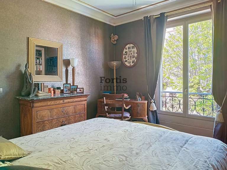 Maison Nogent-sur-Marne - 4 chambres - 144m²