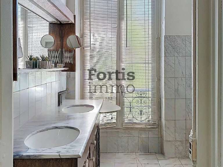 Maison Nogent-sur-Marne - 4 chambres - 144m²