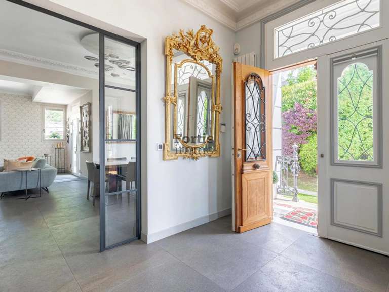 Maison Saint-Cloud - 333m²