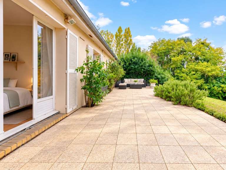 Maison Louveciennes - 6 chambres - 202m²