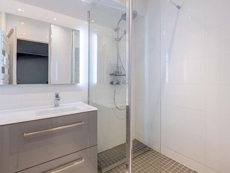 Maison Louveciennes - 6 chambres - 202m²