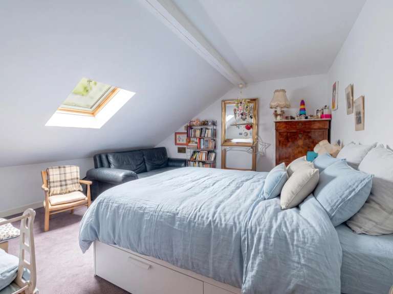 Maison Louveciennes - 6 chambres - 202m²