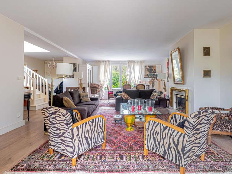 Maison Louveciennes - 6 chambres - 202m²