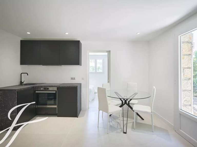 Maison Mougins - 5 chambres - 189m²