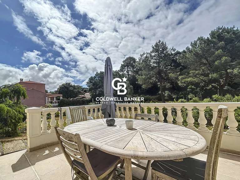 Maison Longeville-sur-Mer - 5 chambres - 203m²