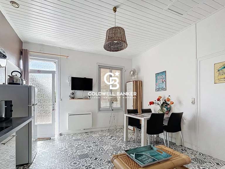 Maison Longeville-sur-Mer - 5 chambres - 203m²
