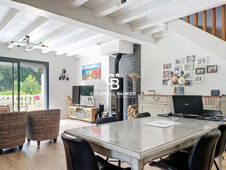 Maison Longeville-sur-Mer - 5 chambres - 203m²