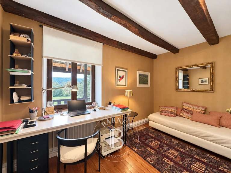 Maison Le Pont-de-Beauvoisin - 6 chambres - 205m²