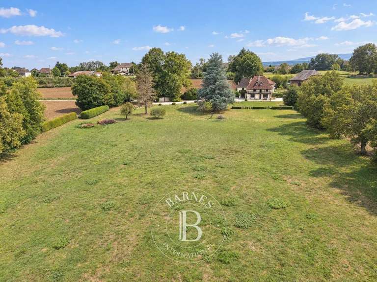 Maison Le Pont-de-Beauvoisin - 6 chambres - 205m²