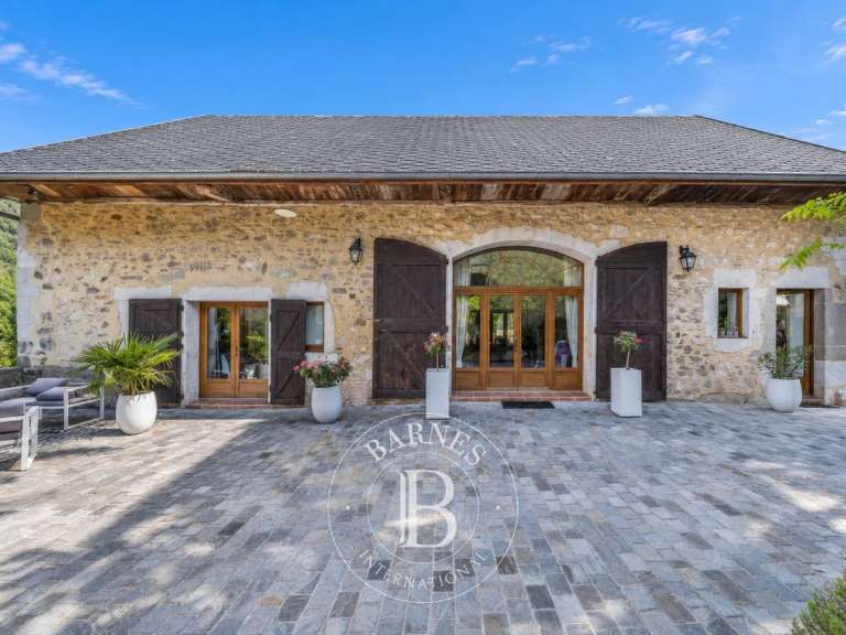 Maison Annecy - 444m²