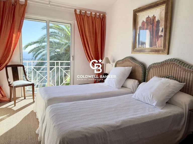 Maison Cavalaire-sur-Mer - 6 chambres - 255m²