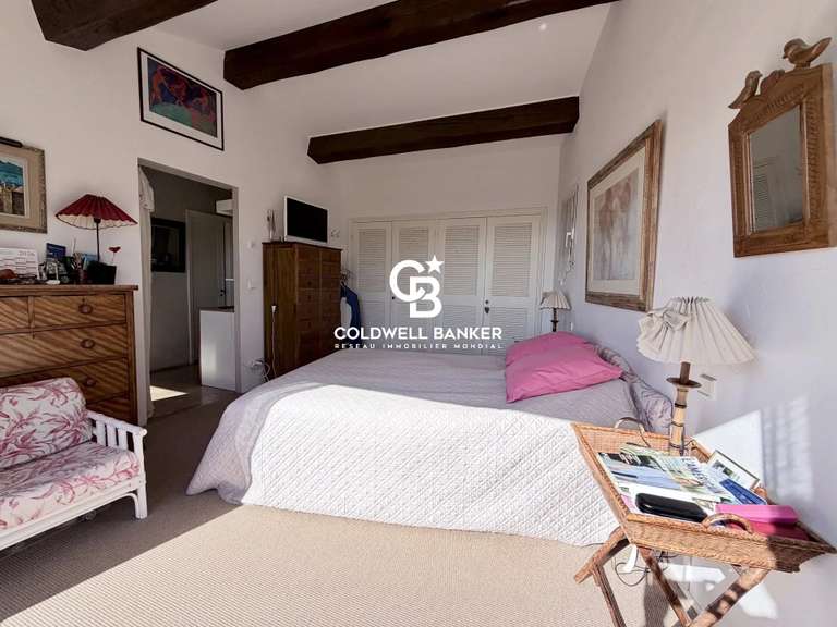 Maison Cavalaire-sur-Mer - 6 chambres - 255m²