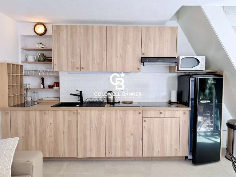 Maison Cavalaire-sur-Mer - 6 chambres - 255m²