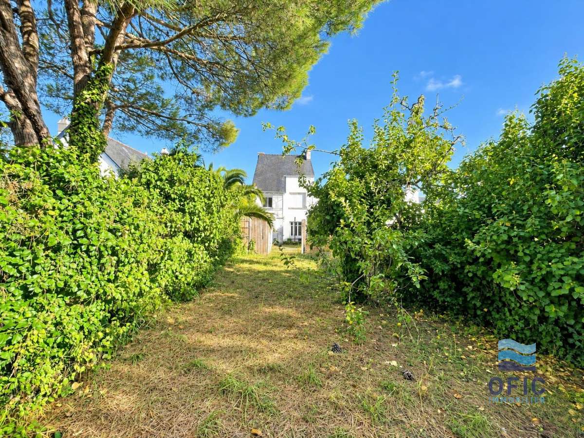 House Arzon