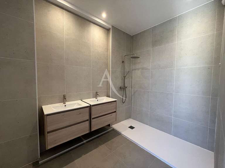 Maison Cannes - 4 chambres - 127m²