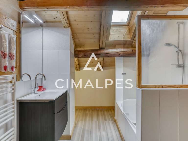 Maison Hauteluce - 5 chambres - 100m²