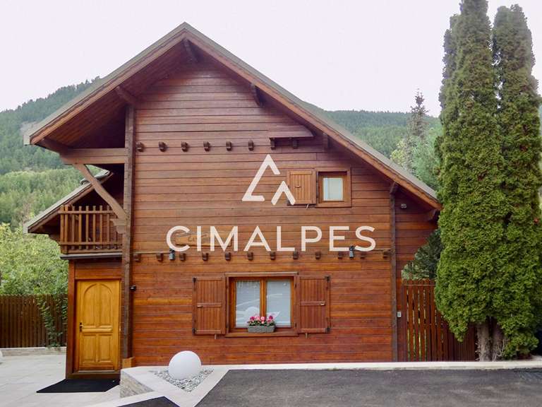 Maison Saint-Chaffrey - 5 chambres - 502m²
