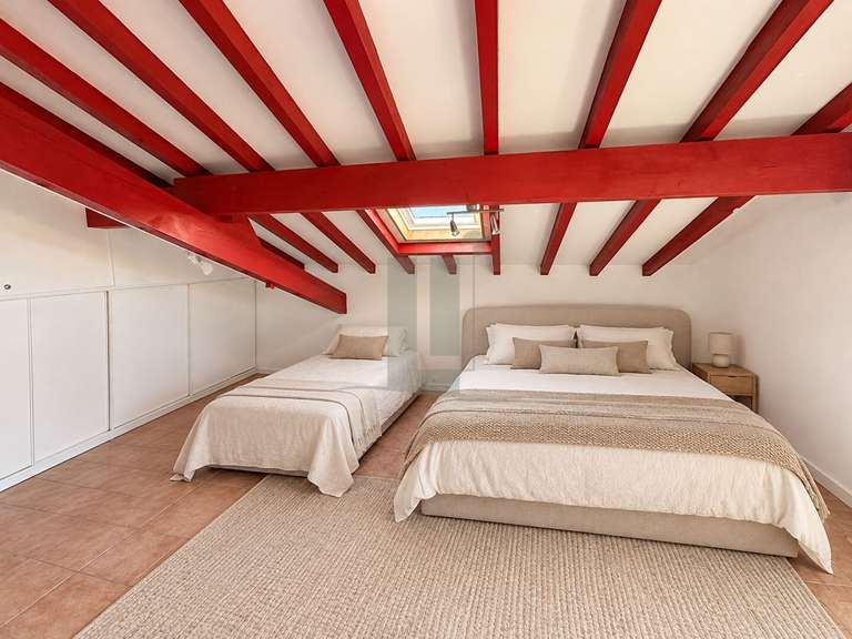 Maison Bassussarry - 5 chambres - 223m²