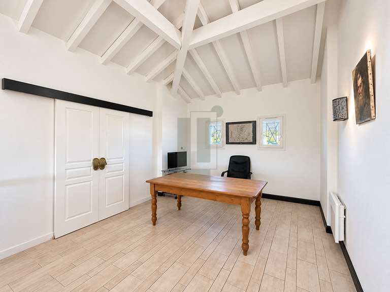 Maison Bassussarry - 5 chambres - 223m²