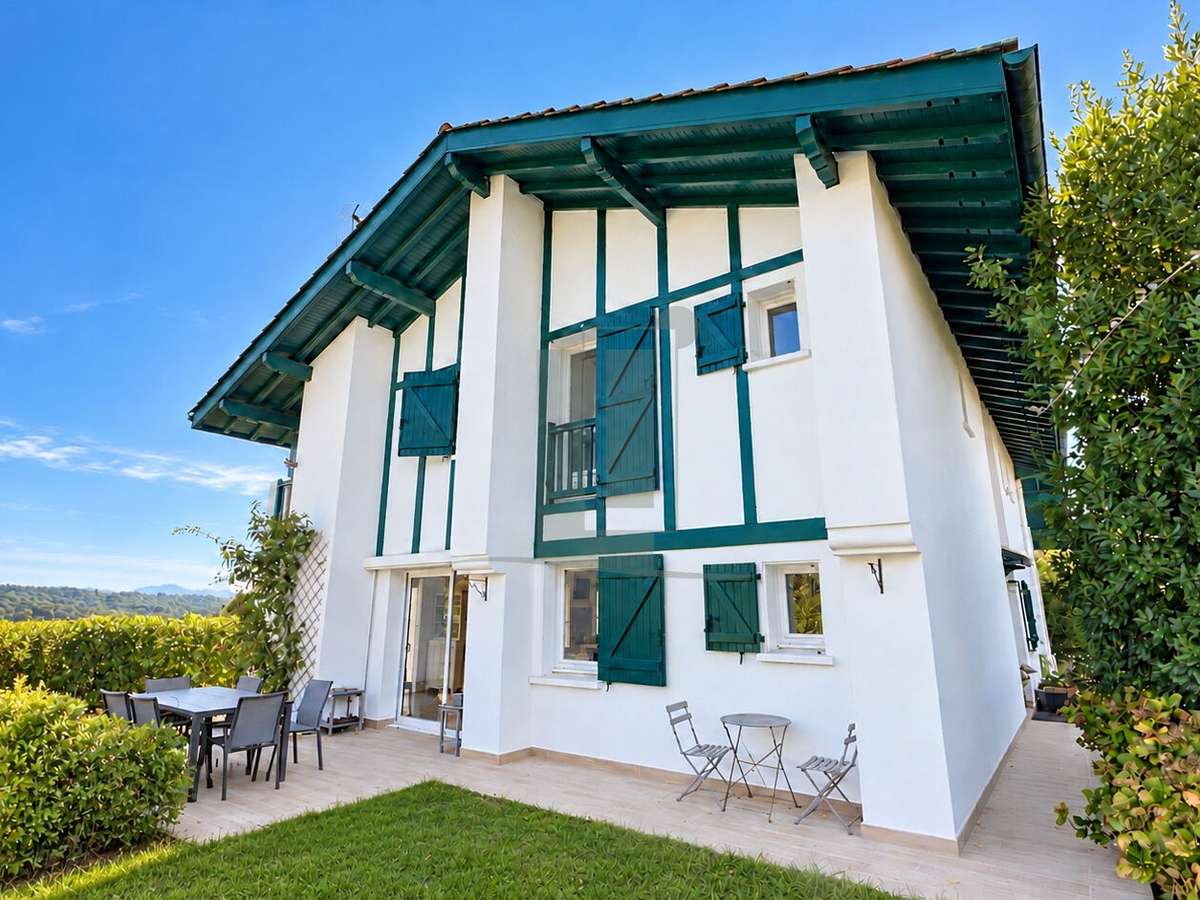 Maison Bassussarry
