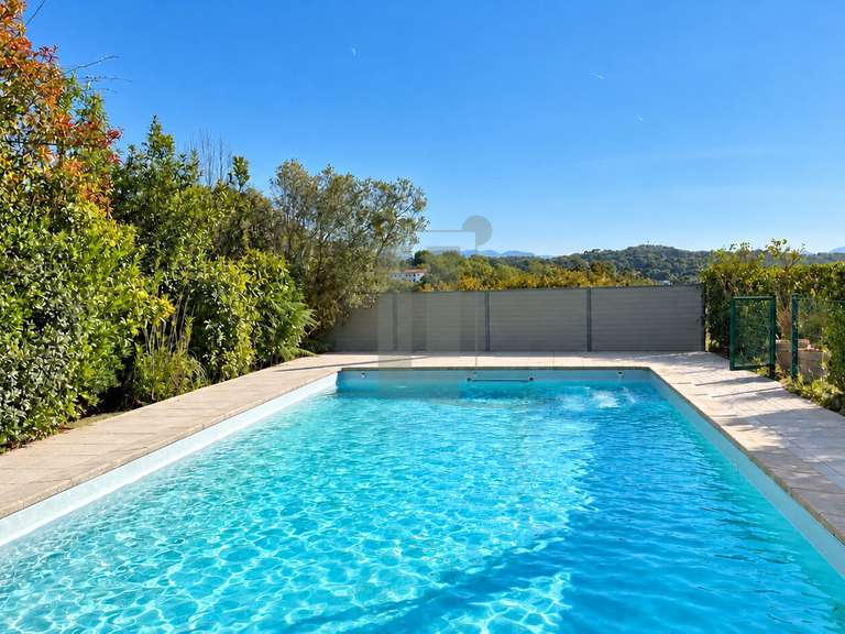Maison Bassussarry - 5 chambres - 223m²