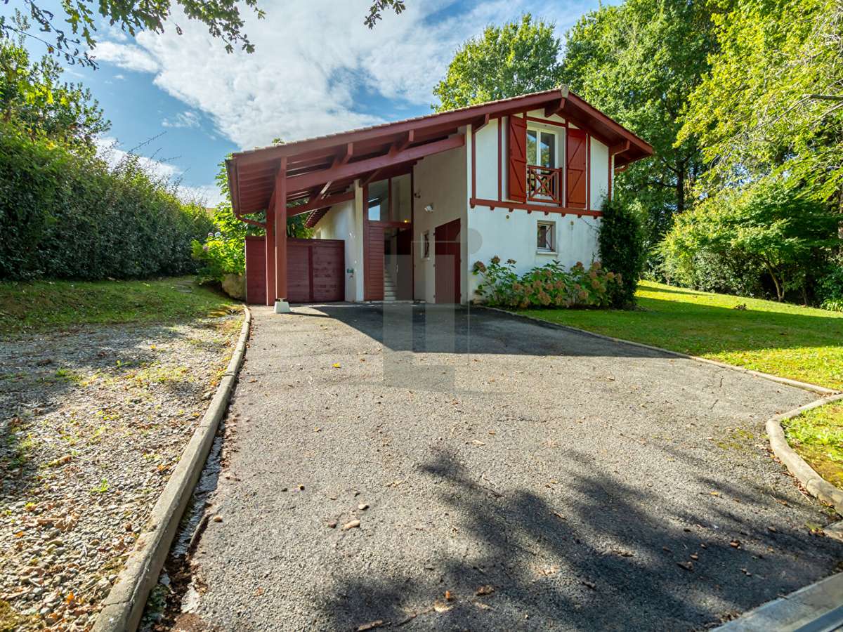 Maison Bassussarry