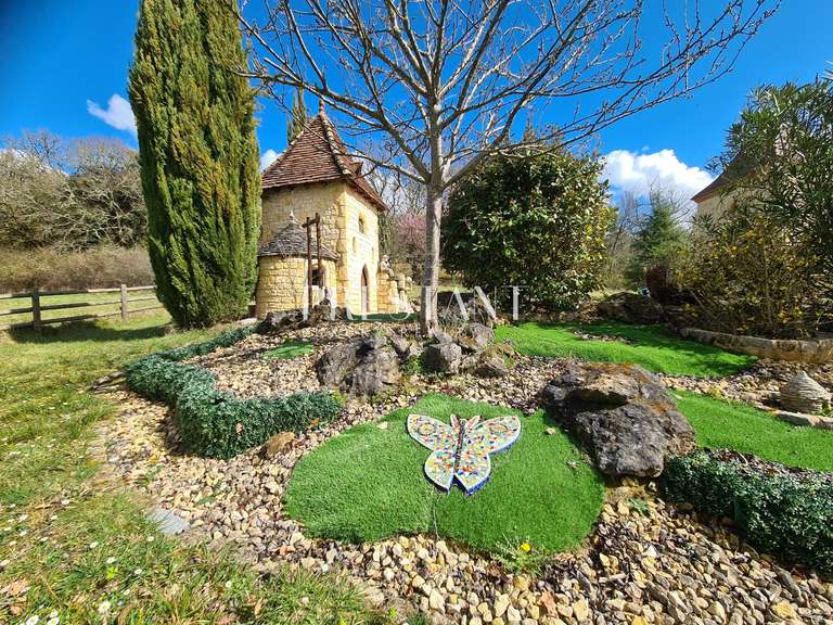 House Castelnaud-la-Chapelle - 6 bedrooms - 340m²