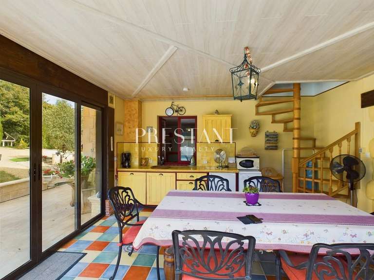 House Castelnaud-la-Chapelle - 6 bedrooms - 340m²