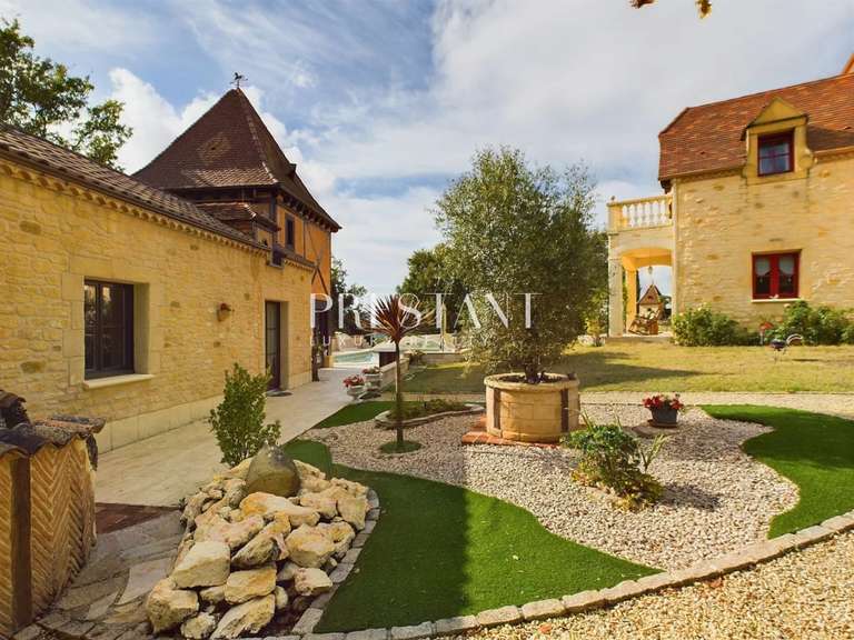 House Castelnaud-la-Chapelle - 6 bedrooms - 340m²