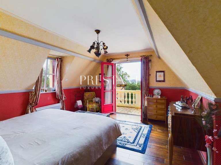 House Castelnaud-la-Chapelle - 6 bedrooms - 340m²