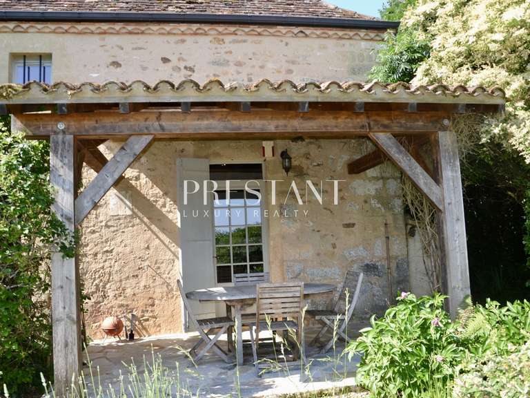 House Journiac - 6 bedrooms - 246m²