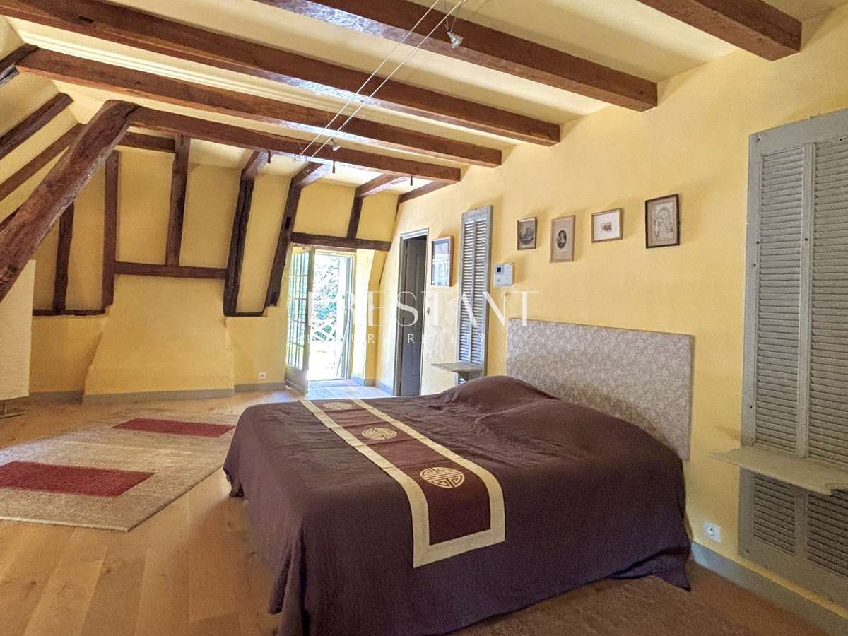 House Journiac