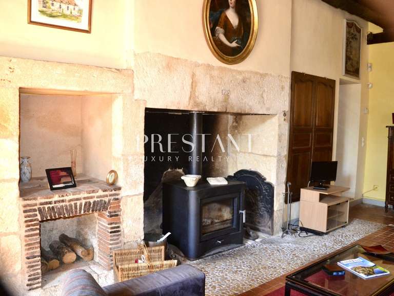 House Journiac - 6 bedrooms - 246m²
