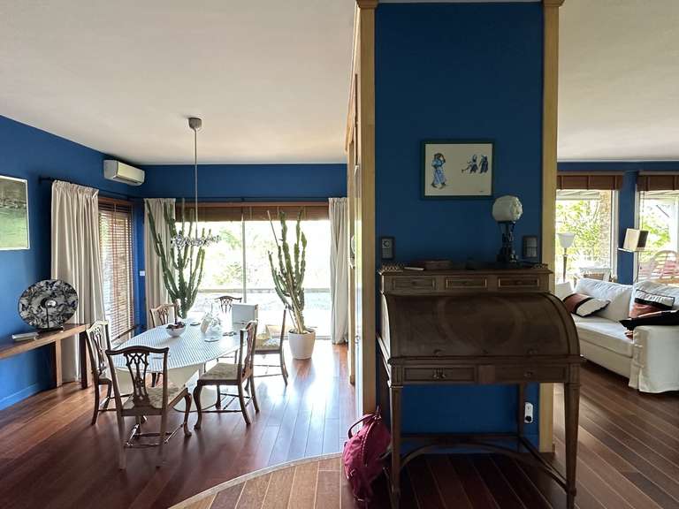 Maison Bassussarry - 4 chambres - 240m²