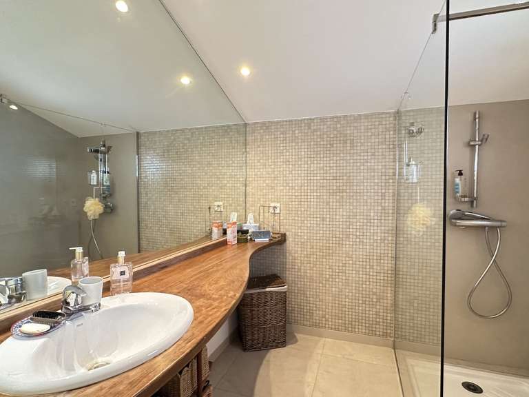 Maison Biarritz - 6 chambres - 221m²