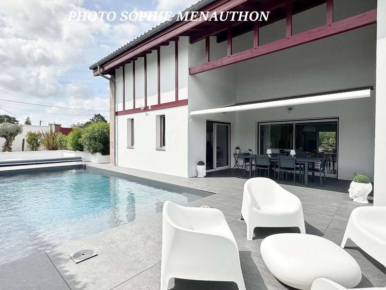 Maison Bayonne - 4 chambres - 220m²