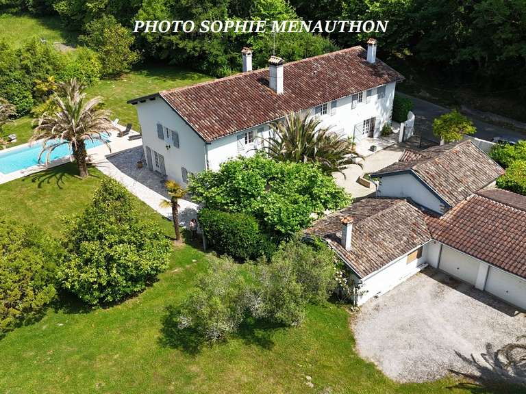 Maison Saint-Martin-de-Seignanx - 7 chambres - 310m²